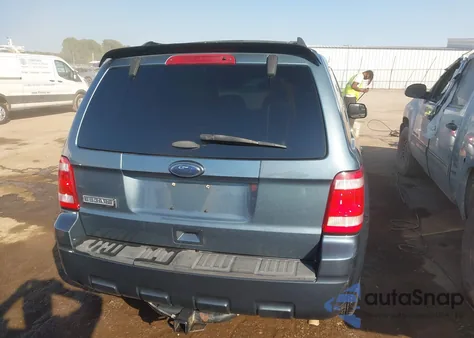 2011 Ford Escape Xlt из США, поврежденный, VIN 1FMCU0D77BKB19238